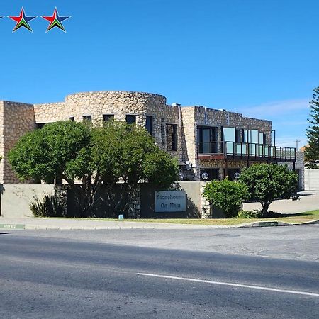 Stonehouse On Main Hotel Струисбай Екстериор снимка